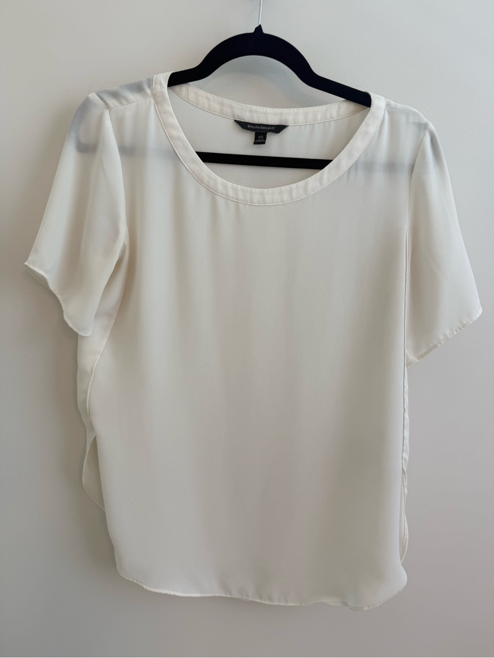 Banana Republic Women's Cream Short-Sleeve Blouse